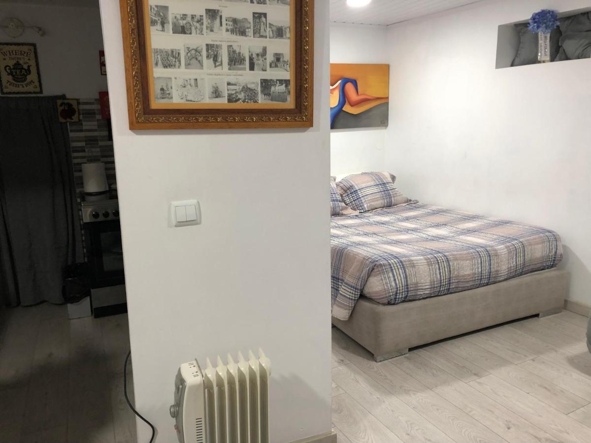 Villa Pe Do Castelo Casinha - Pet Friendly & Garage à Tomar Extérieur photo